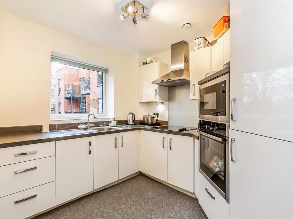 1 bed flat for sale in Ryland Place, Norfolk Road, Edgbaston, Birmingham B15, £85,000