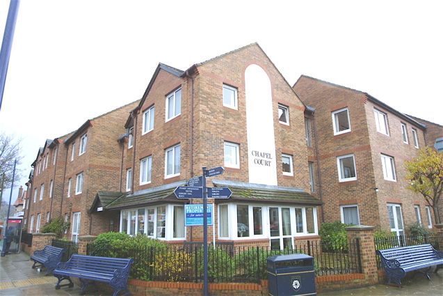 2 bed flat for sale in Chapel Court, West Avenue, Filey YO14, £99,950