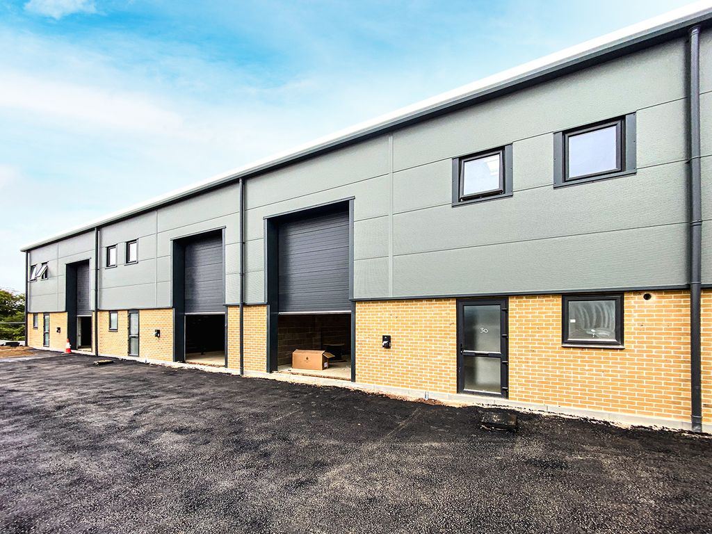 Warehouse for sale in Unit 41 Block E Churchill Business Park, Poole BH11, £325,000