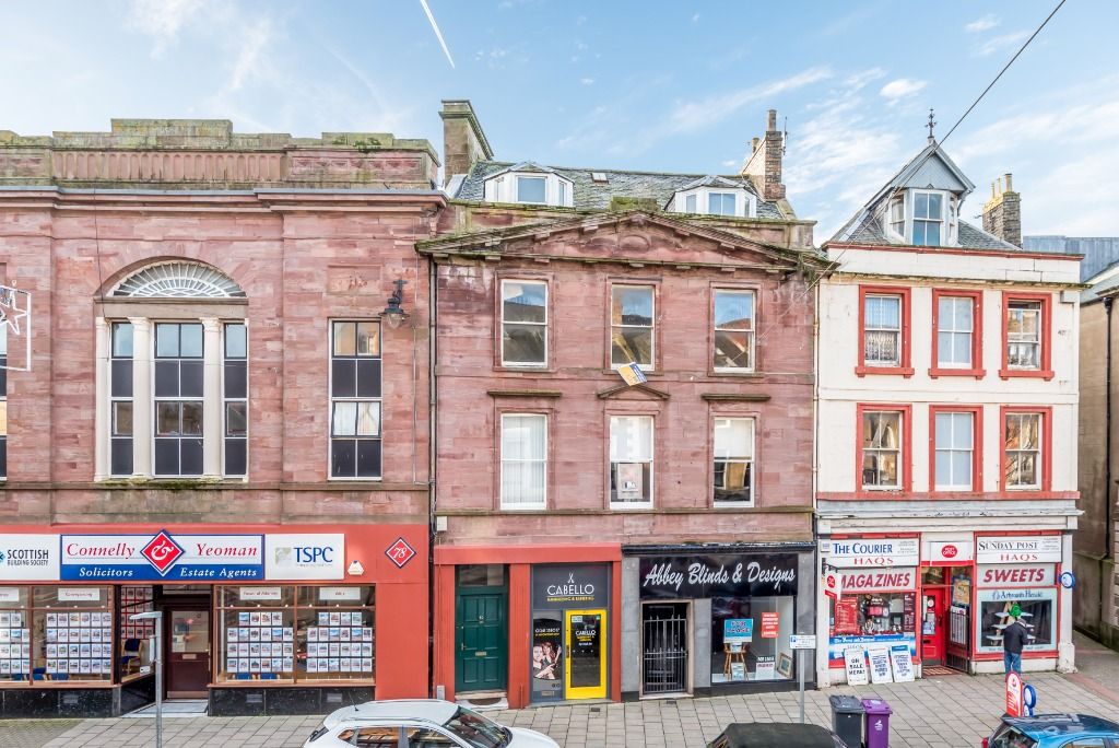 4 bed flat for sale in High Street, Arbroath, Angus DD11, £94,000