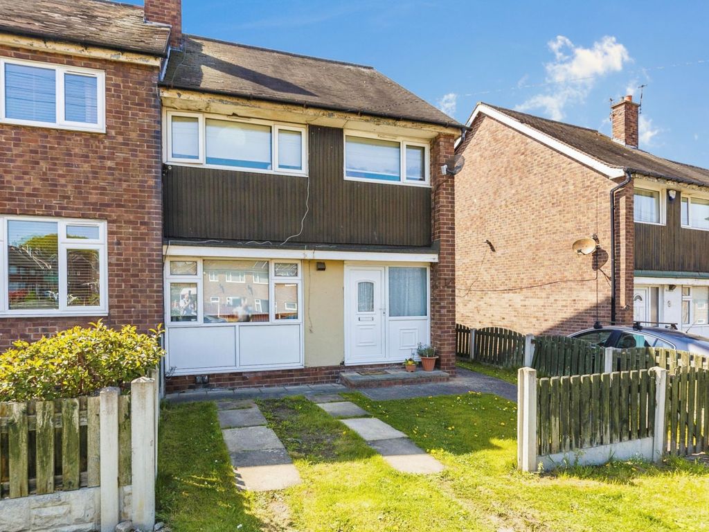 3 bed end terrace house for sale in Laudsdale Road, Rotherham S65, £120,000