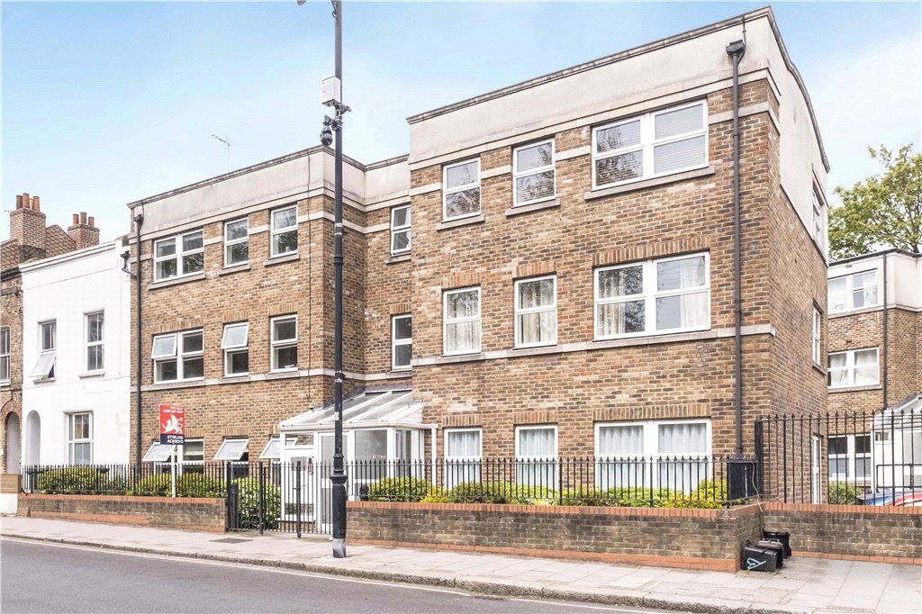 1 bed flat for sale in Ferndale Road, London SW9, £325,000