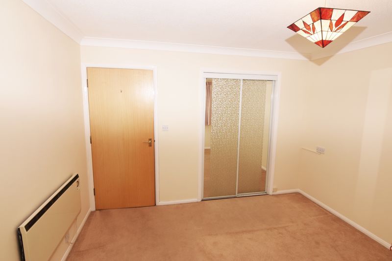 1 bed flat for sale in Elmhurst Court, Woodbridge IP12, £140,000
