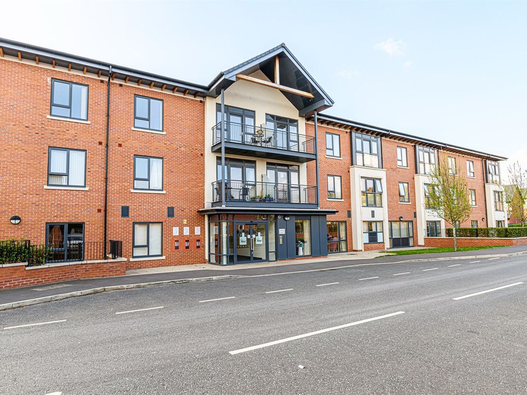 2 bed flat for sale in The Windings, Cable Drive, Helsby, Frodsham WA6, £105,000