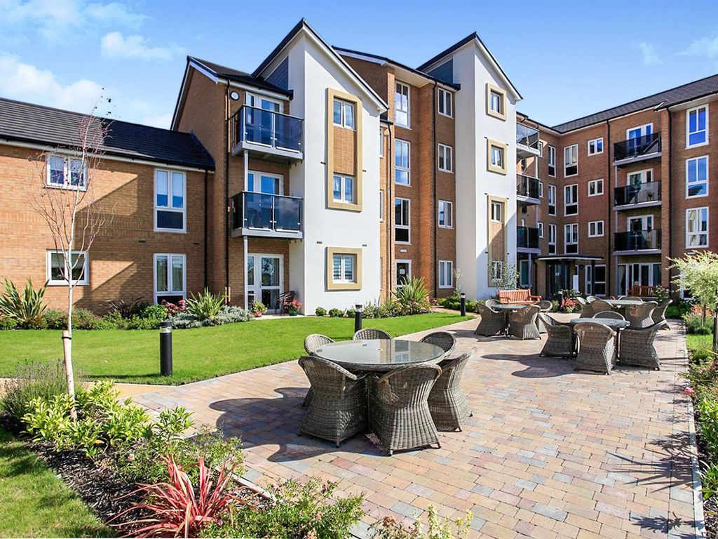 1 bed flat for sale in Cranberry Court, Kempley Close, Hampton, Peterborough PE7, £217,500