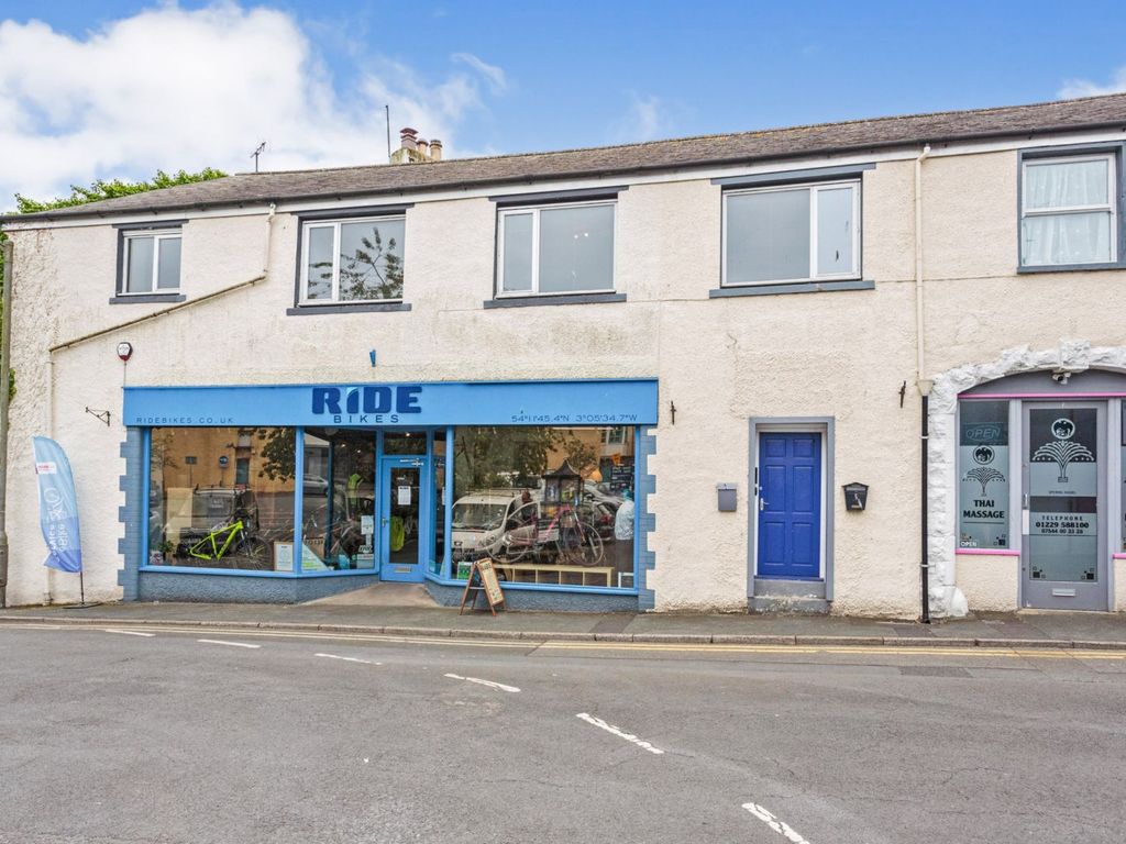 3 bed flat for sale in Union Place, Ulverston LA12, £200,000