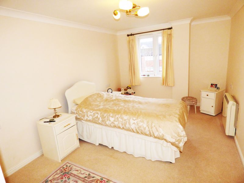 1 bed flat for sale in Joules Court, Stone ST15, £120,000