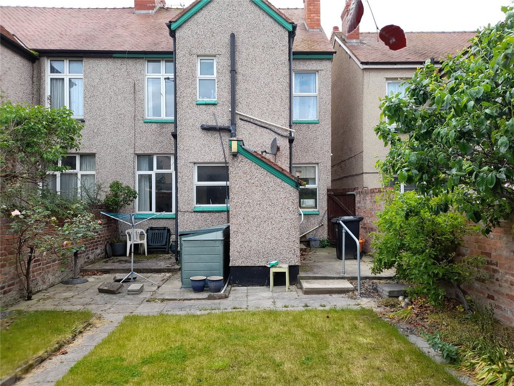 4 bed semi-detached house for sale in Sandringham Avenue, Rhyl, Denbighshire LL18, £140,000