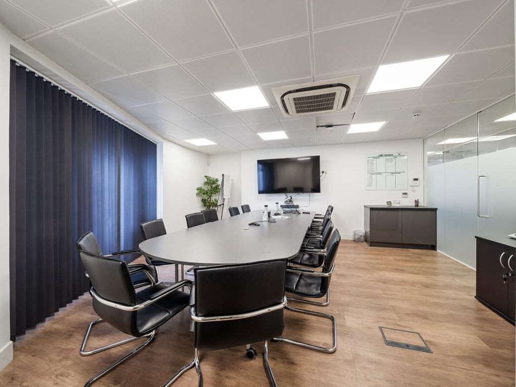 Office for sale in St. George Wharf, London SW8, £1,250,000