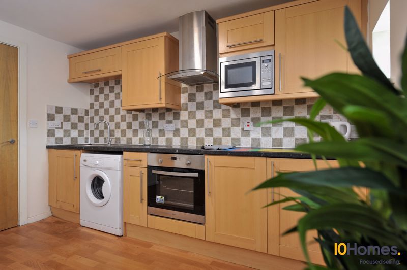 3 bed flat for sale in Finney Terrace, Durham DH1, £275,000