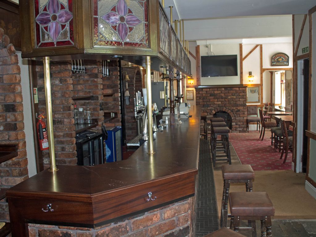 Pub/bar for sale in Penmaenmawr Road, Llanfairfechan LL33, £450,000