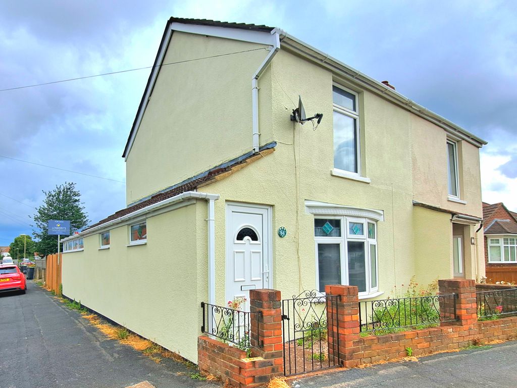 3 bed semi-detached house for sale in Middlecroft Lane, Gosport PO12, £252,500