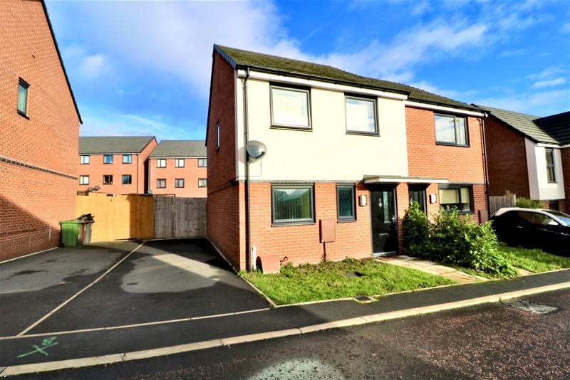 3 bed semi-detached house for sale in Shelduck Way, Walsall WS3, £195,000