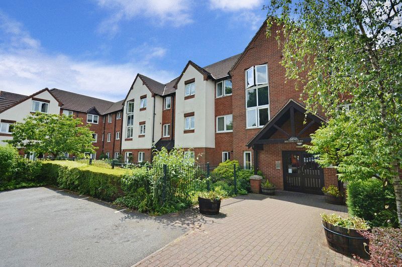 1 bed flat for sale in Millers Court, Solihull B90, £105,000