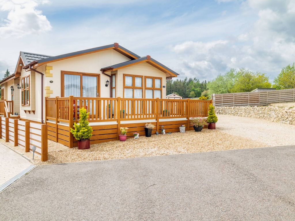 2 bed mobile/park home for sale in Hillhead Caravan Park, Kintore, Aberdeenshire AB51, £99,950