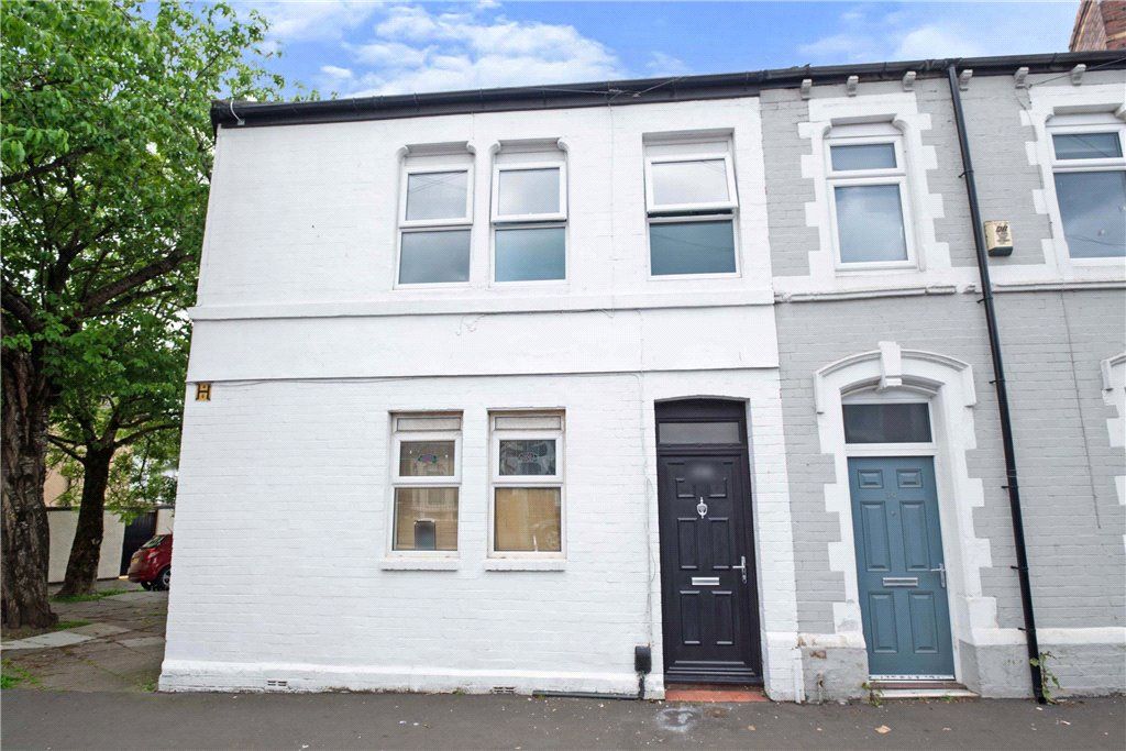 2 bed flat for sale in Singleton Road, Splott, Cardiff CF24, £125,000