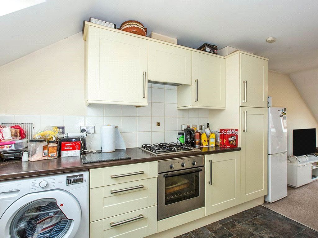 1 bed flat for sale in Appleton Grove, Wigan WN3, £86,000