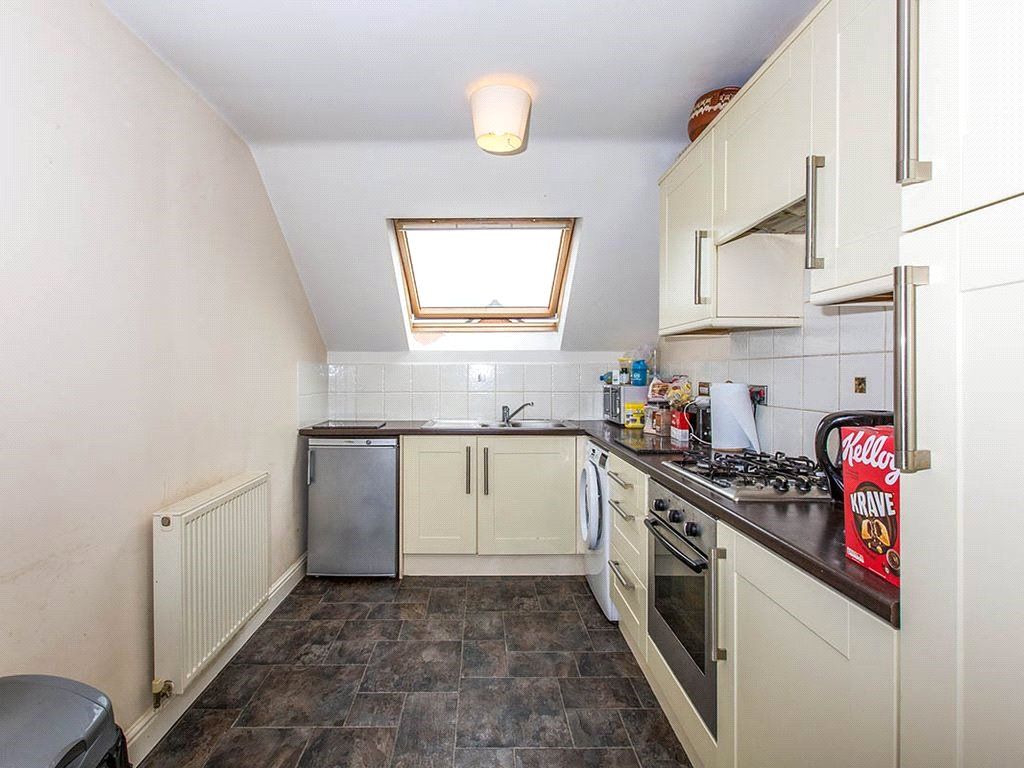 1 bed flat for sale in Appleton Grove, Wigan WN3, £86,000