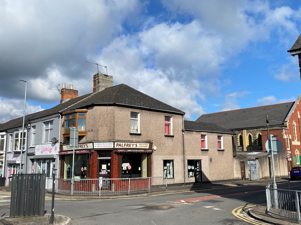 Retail premises for sale in Church Road, Newport NP19, £180,000
