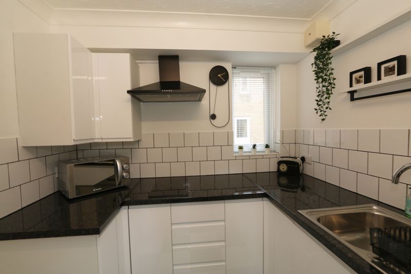 1 bed flat for sale in Hillyard Court, Wareham BH20, £159,950