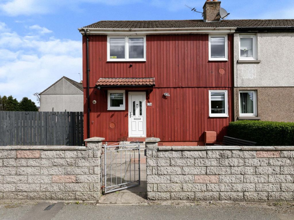 3 bed end terrace house for sale in Springhill Terrace, Aberdeen AB16, £130,000