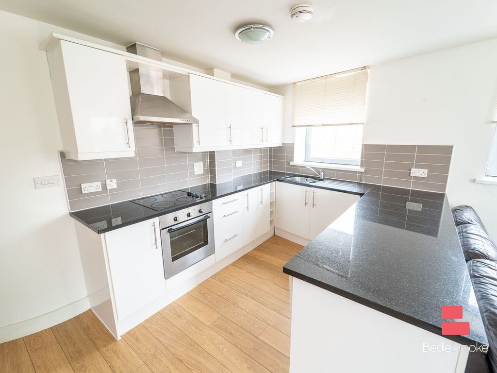 1 bed flat for sale in Borough Road, The Mowbray Borough Road SR1, £65,000