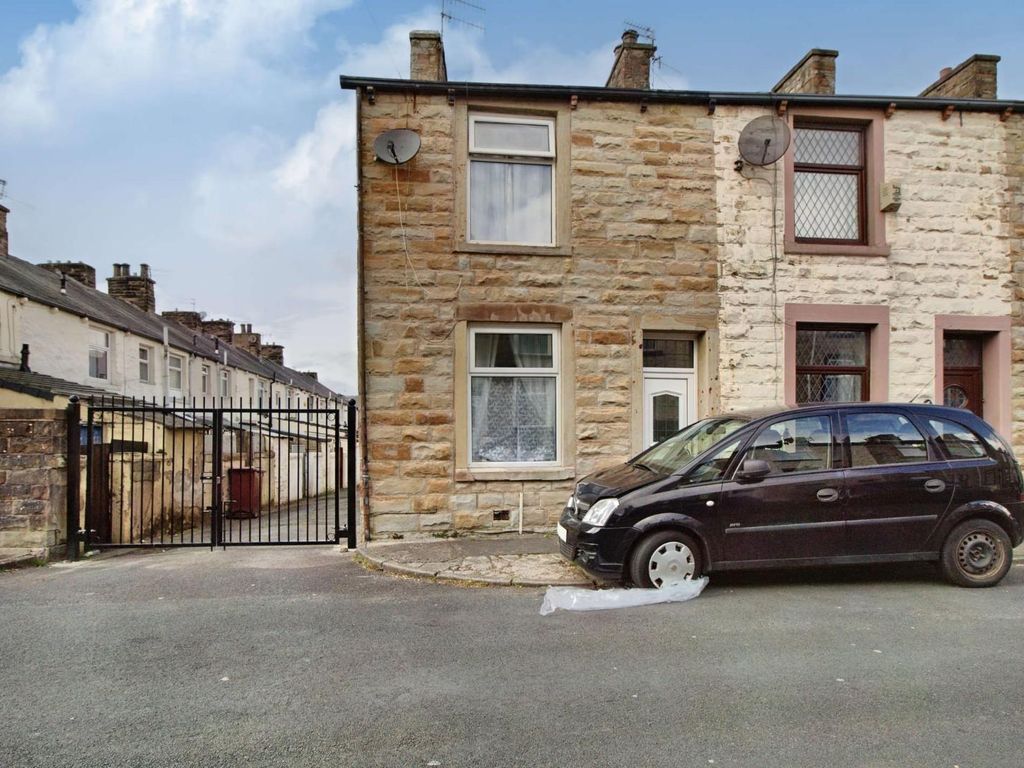2 bed end terrace house for sale in Villiers Street, Padiham, Burnley BB12, £71,000