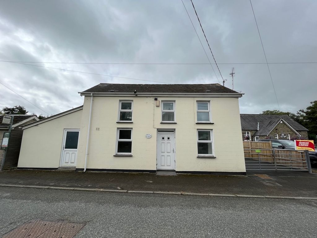 3 bed detached house for sale in Cross Inn, Nr New Quay SA44, £220,000