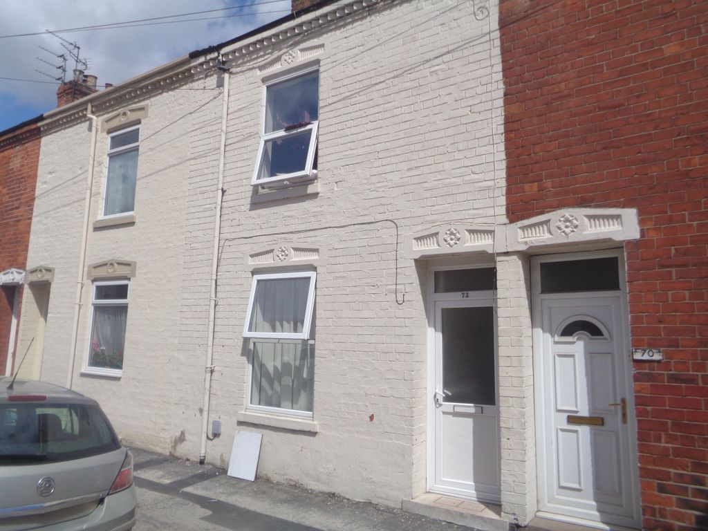 3 bed terraced house for sale in Sharp Street, Hull HU5, £95,000