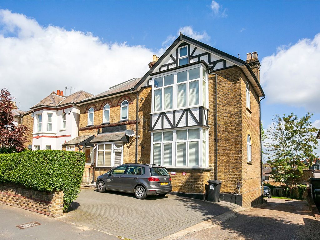 1 bed flat for sale in Chalk Hill, Watford, Hertfordshire WD19, £219,950