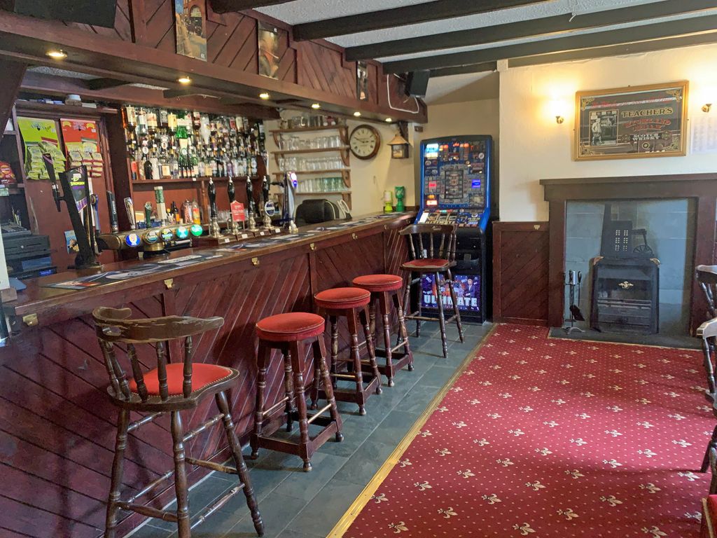 Pub/bar for sale in Camborne, Cornwall TR14, £330,000