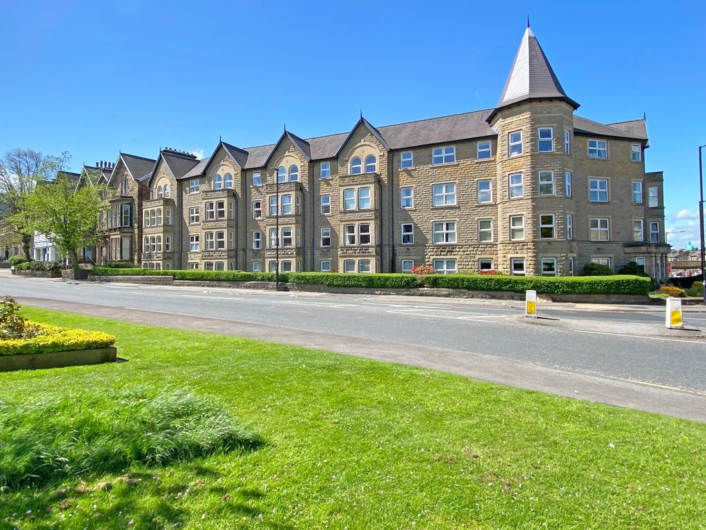 2 bed flat for sale in Haywra Court, Haywra Street, Harrogate HG1, £189,950