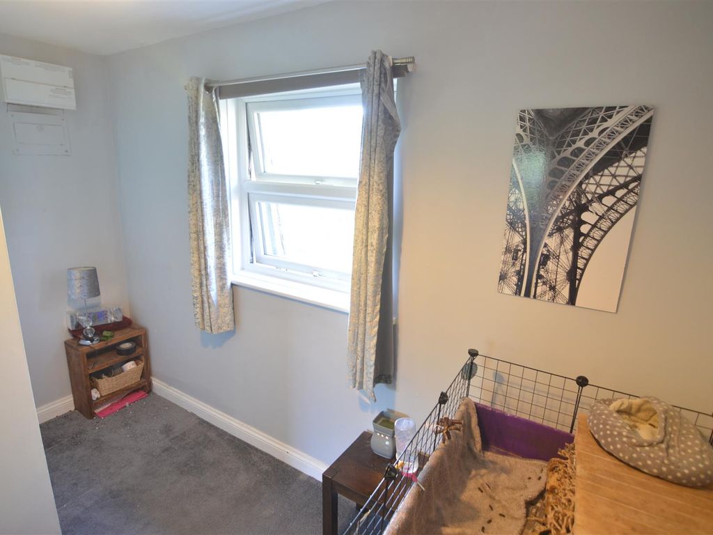2 bed flat for sale in Haltwhistle Road, South Woodham Ferrers, Chelmsford CM3, £200,000