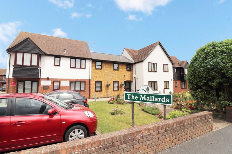 2 bed flat for sale in The Mallards (Great Wakering), Great Wakering SS3, £170,000