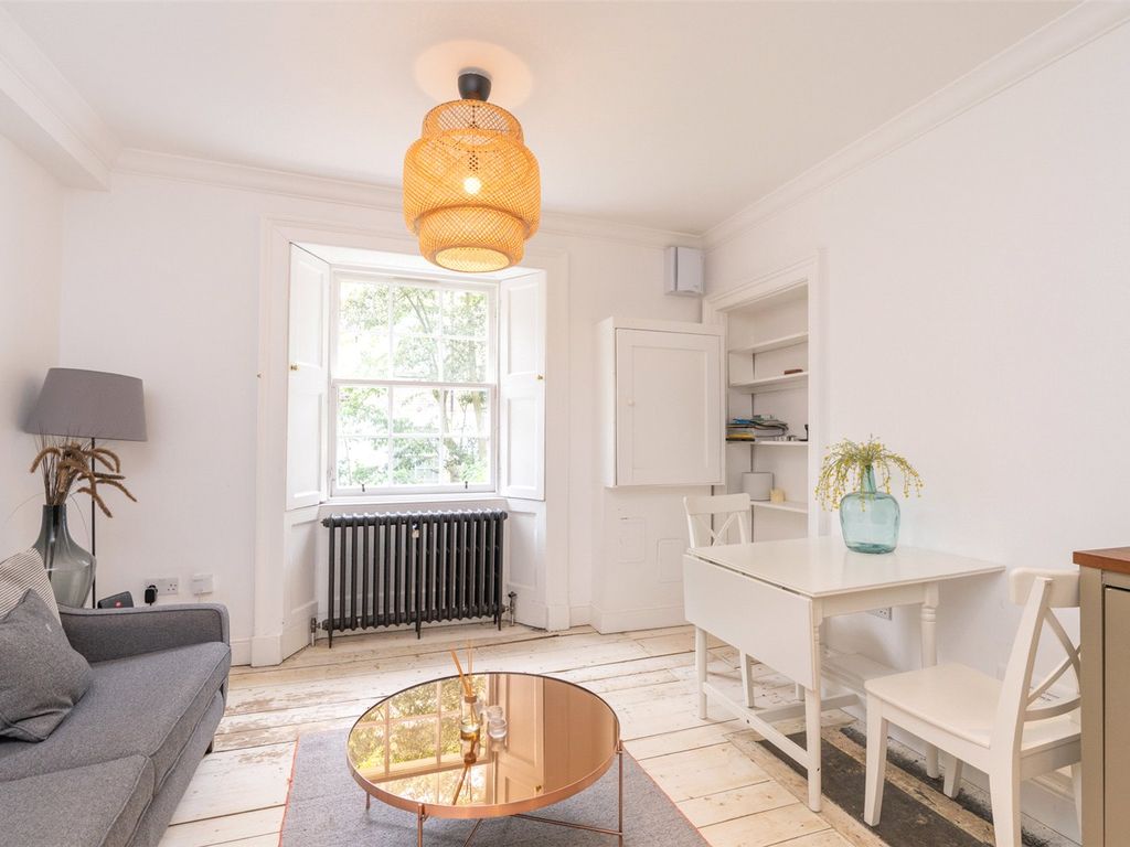 2 bed flat for sale in St. Stephen Street, Edinburgh EH3, £280,000