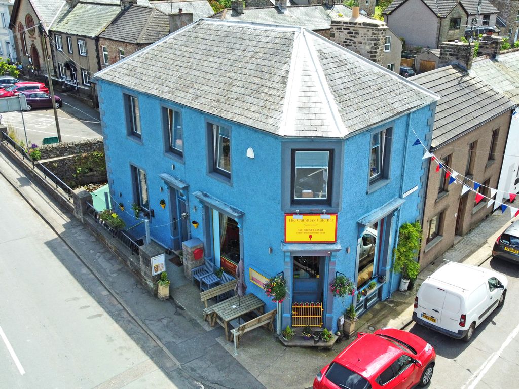 Pub/bar for sale in Bridge Street, Kirkby Stephen CA17, £350,000