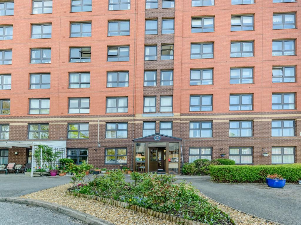 2 bed flat for sale in Andrews House, Lower Sandford Street, Lichfield, Staffordshire WS13, £145,000
