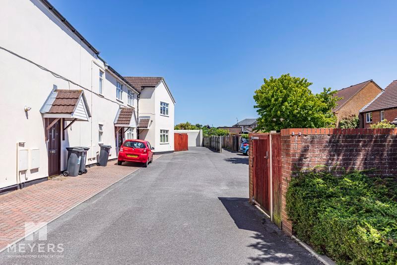 2 bed end terrace house for sale in Clarence Park Road, Bournemouth BH7, £285,000