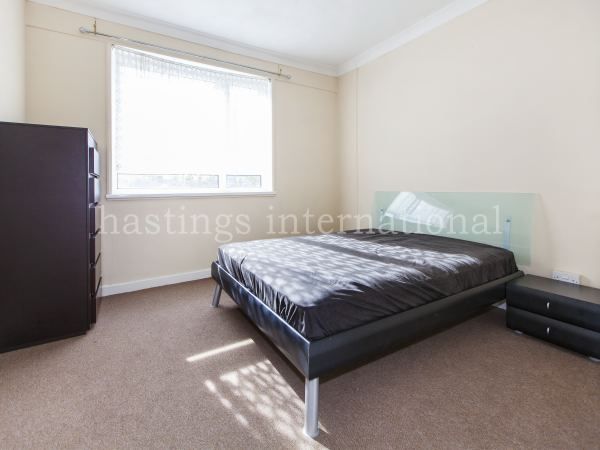 1 bed flat for sale in Tissington Court, Rotherhithe New Road, London SE16, £260,000