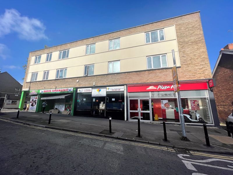 1 bed flat for sale in Clarence Street, Swindon SN1, £90,000