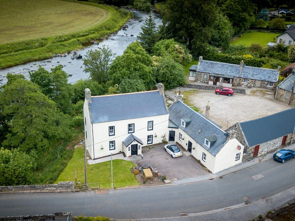 Pub/bar for sale in AB54, Rothiemay, Banffshire, £450,000