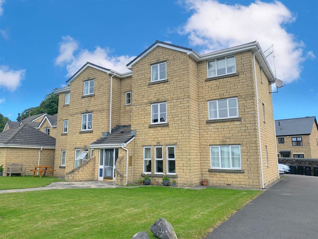 2 bed flat for sale in Masonfield Crescent, Lancaster LA1, £108,000