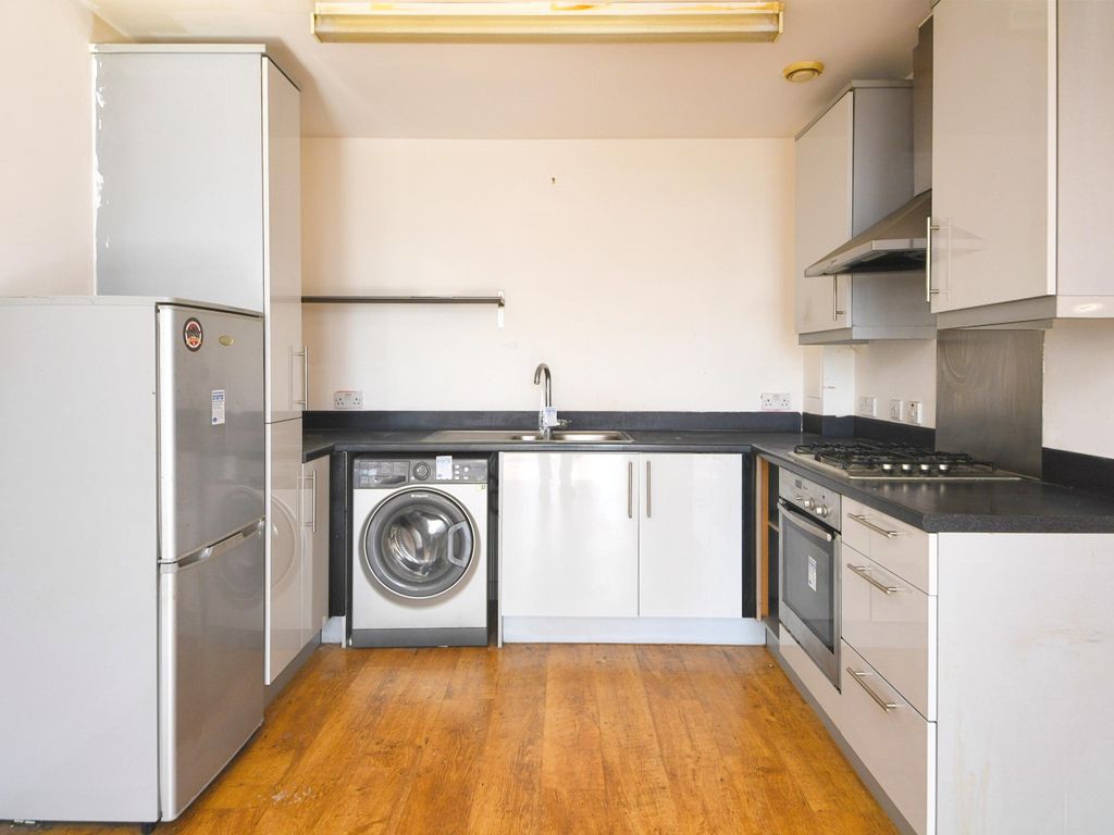 1 bed flat for sale in Emily Duncan Place, London E7, £214,950