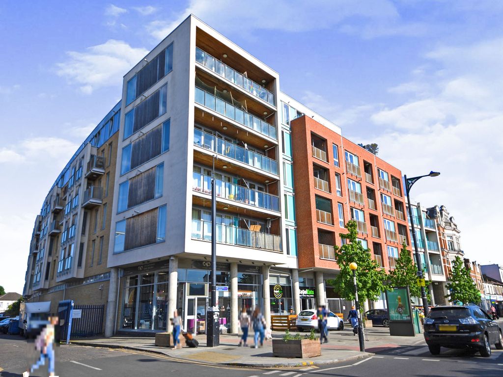 1 bed flat for sale in Emily Duncan Place, London E7, £214,950