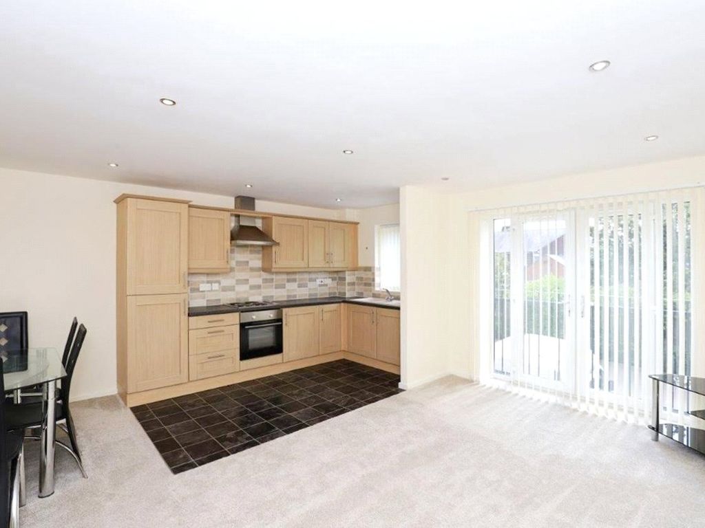 2 bed flat for sale in Fishponds View, Sheffield S13, £107,500