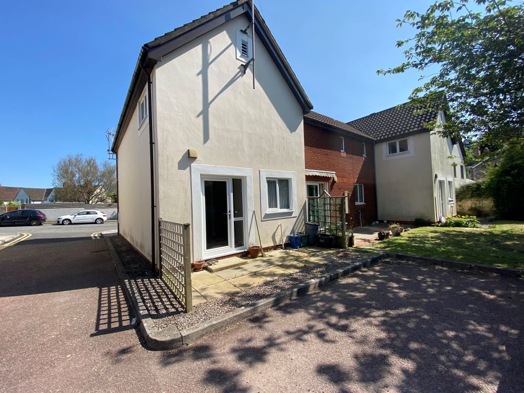 2 bed end terrace house for sale in Garden City Way, Chepstow NP16, £230,000