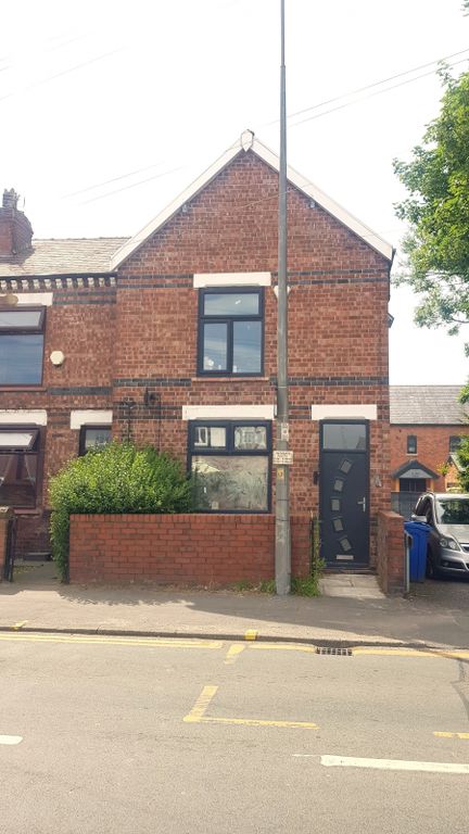3 bed end terrace house for sale in Warrington Road, Abram, Wigan WN2, £130,000
