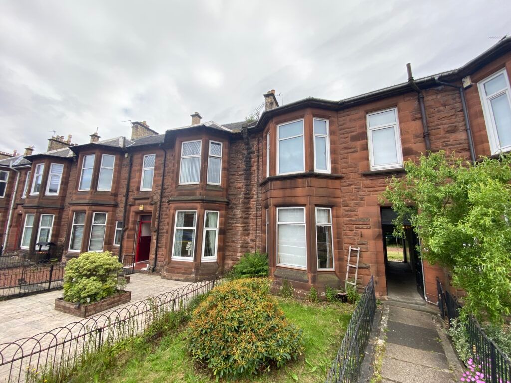 1 bed flat for sale in Mclelland Drive, Kilmarnock KA1, £54,000