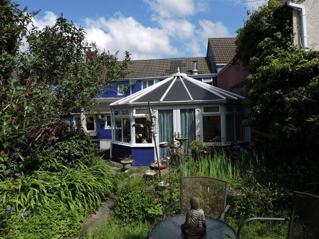 2 bed terraced house for sale in New Road, Gwaun Cae Gurwen, Ammanford SA18, £175,500