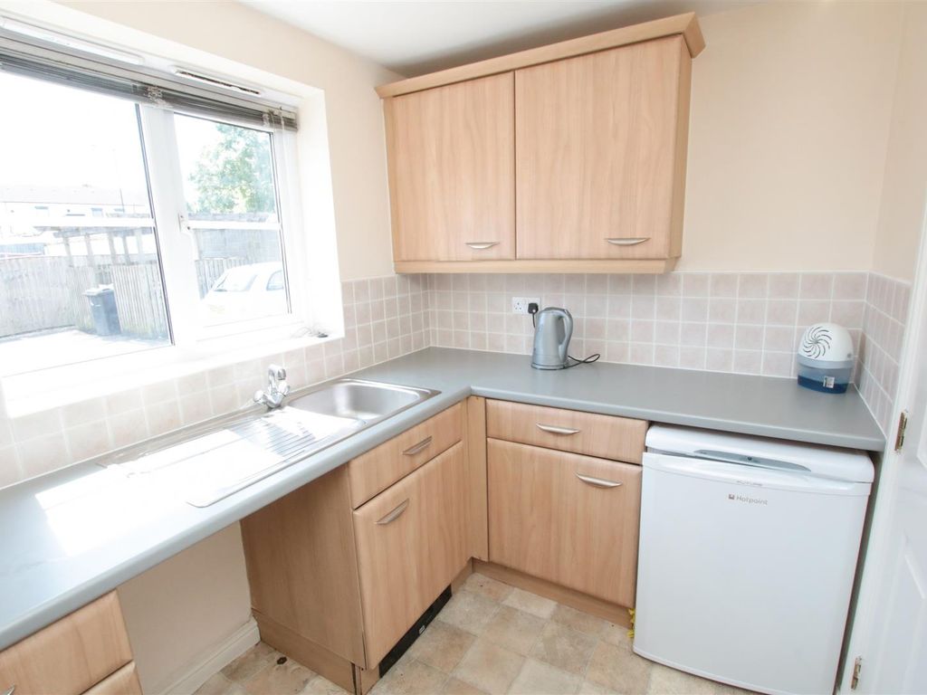 2 bed flat for sale in Moat House Way, Conisbrough, Doncaster DN12, £70,000